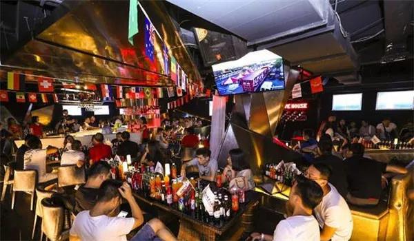 世界杯啤酒 世界杯啤酒