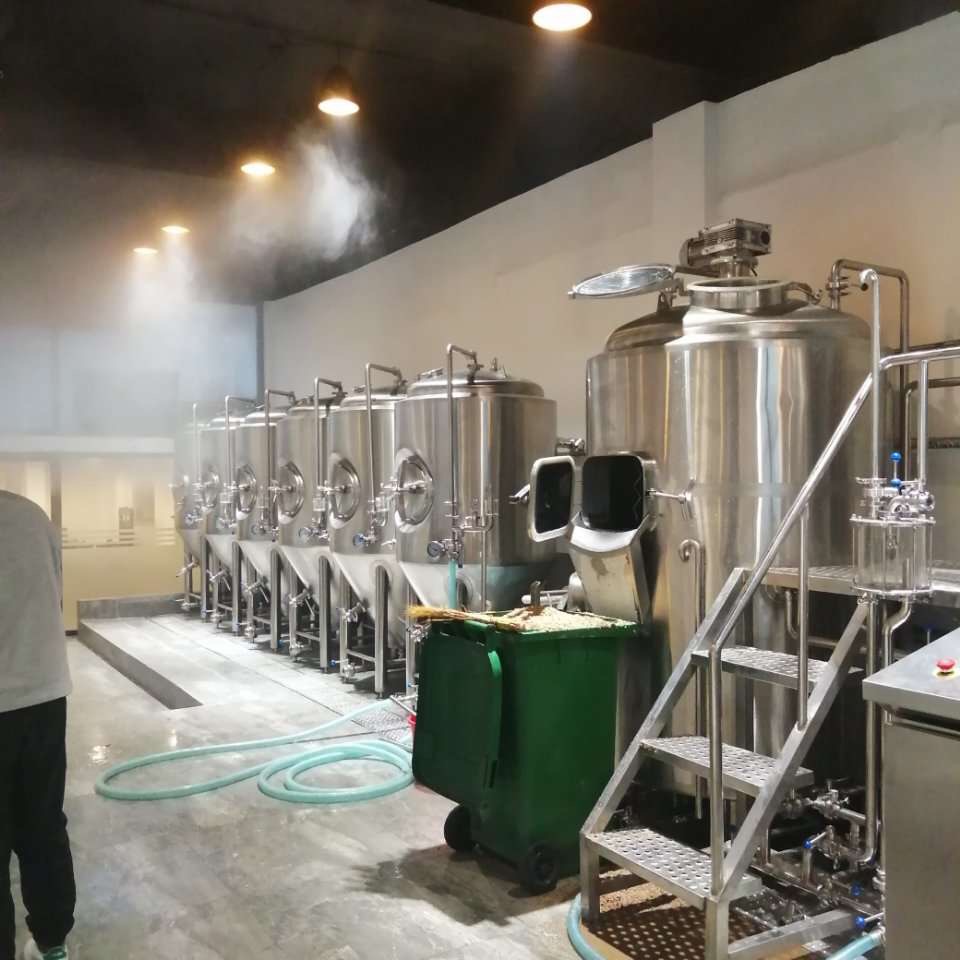 啤酒設(shè)備廠家 啤酒設(shè)備廠家